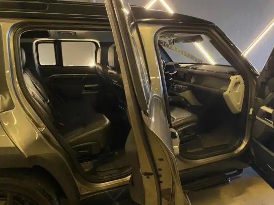 LAND ROVER-DEFENDER-2.0 P300 GASOLINA 110 SE AWD AUTOMÁTICO LAND ROVER-DEFENDER-2021