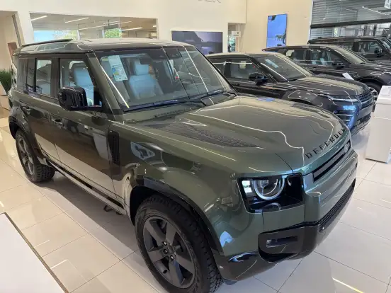LAND ROVER-DEFENDER-2026