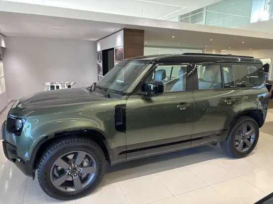 LAND ROVER-DEFENDER-2026