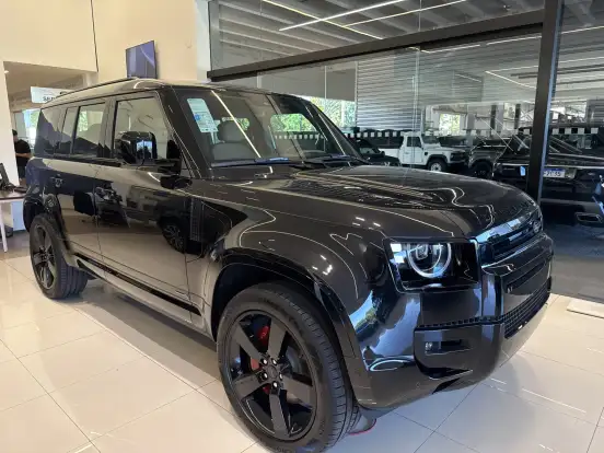 LAND ROVER-DEFENDER-2026