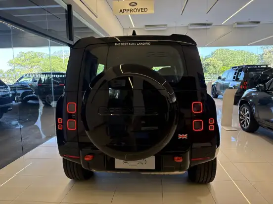 LAND ROVER-DEFENDER-2026