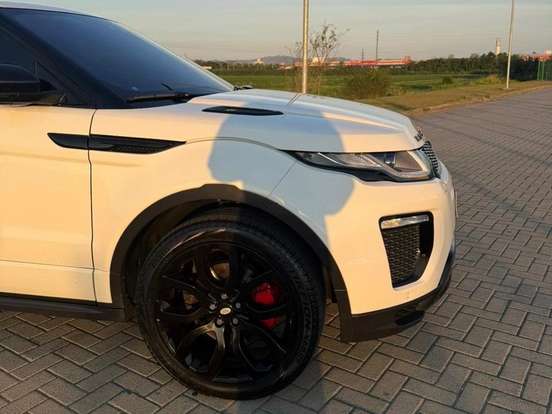 LAND ROVER-RANGE ROVER EVOQUE-2.0 HSE DYNAMIC 4WD 16V FLEX 4P AUTOMÁTICO LAND ROVER-RANGE ROVER EVOQUE-2017