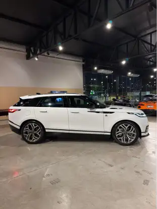 LAND ROVER-RANGE ROVER VELAR-2.0 P300 GASOLINA R-DYNAMIC SE AUTOMÁTICO LAND ROVER-RANGE ROVER VELAR-2019