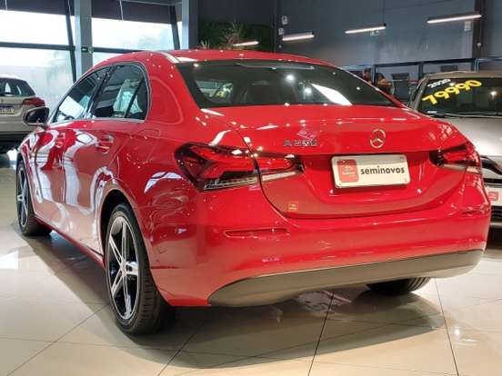MERCEDES-BENZ-A 200-2019