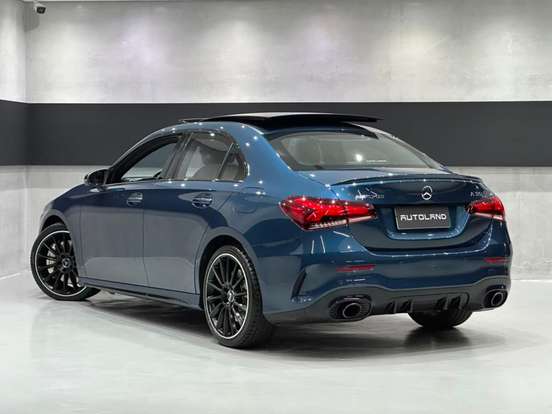 MERCEDES-BENZ-A 35 AMG-2020