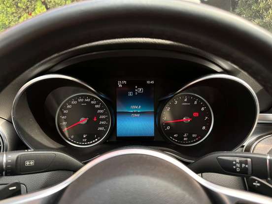 MERCEDES-BENZ-C 180-2019