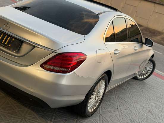 MERCEDES-BENZ-C 200-2.0 CGI AVANTGARDE 16V GASOLINA 4P AUTOMÁTICO MERCEDES-BENZ-C 200-2016