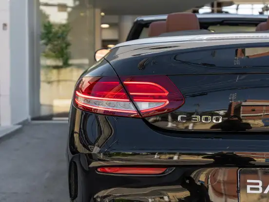 MERCEDES-BENZ-C 300-2017