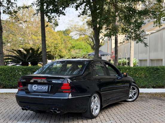 MERCEDES-BENZ-C 55 AMG-5.5 SEDAN V8 GASOLINA 4P AUTOMÁTICO MERCEDES-BENZ-C 55 AMG-2005