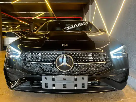 MERCEDES-BENZ-CLA 200-2023