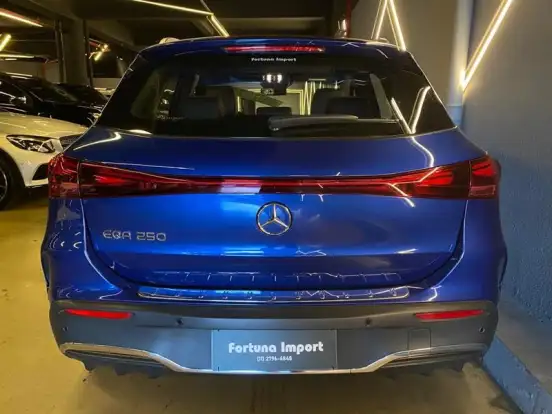 MERCEDES-BENZ-EQA 250-2024
