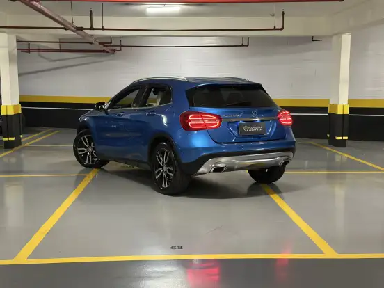 MERCEDES-BENZ-GLA 200-1.6 CGI ADVANCE 16V TURBO GASOLINA 4P AUTOMÁTICO MERCEDES-BENZ-GLA 200-2014