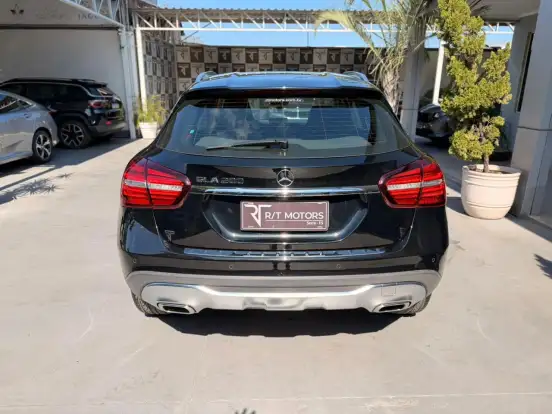 MERCEDES-BENZ-GLA 200-1.6 CGI FLEX ADVANCE 7G-DCT MERCEDES-BENZ-GLA 200-2018