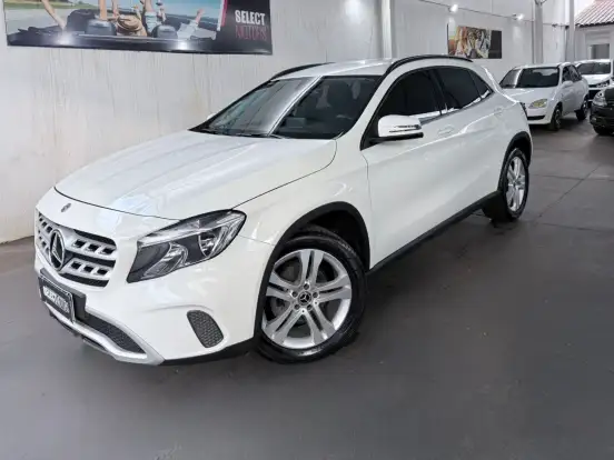 MERCEDES-BENZ-GLA 200-1.6 CGI FLEX STYLE 7G-DCT MERCEDES-BENZ-GLA 200-2017