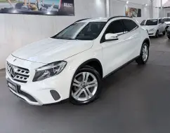 MERCEDES-BENZ GLA 200 1.6 CGI FLEX STYLE 7G-DCT MERCEDES-BENZ GLA 200 1.6 CGI FLEX STYLE 7G-DCT