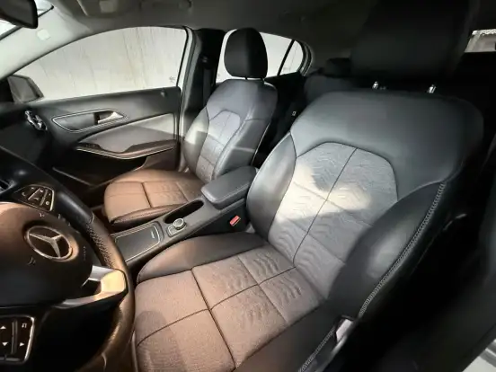MERCEDES-BENZ-GLA 200-1.6 CGI FLEX STYLE 7G-DCT MERCEDES-BENZ-GLA 200-2017