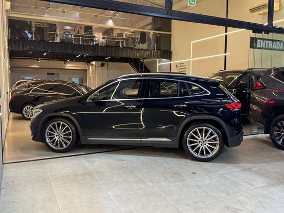 MERCEDES-BENZ-GLA 200-1.3 GCI GASOLINA AMG LINE 7G-DCT MERCEDES-BENZ-GLA 200-2022