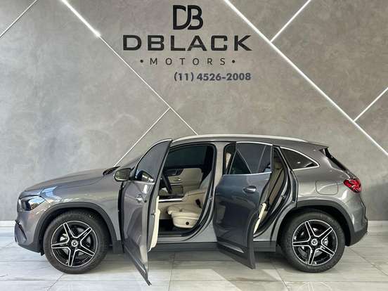 MERCEDES-BENZ-GLA 200-2025