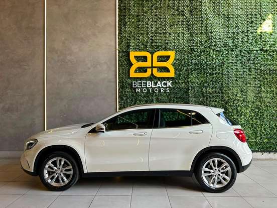 MERCEDES-BENZ-GLA 200-1.6 CGI ADVANCE 16V TURBO FLEX 4P AUTOMÁTICO MERCEDES-BENZ-GLA 200-2015