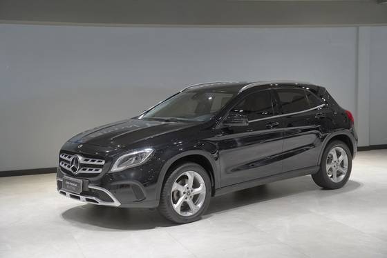 MERCEDES-BENZ GLA 200 1.6 CGI FLEX ADVANCE 7G-DCT