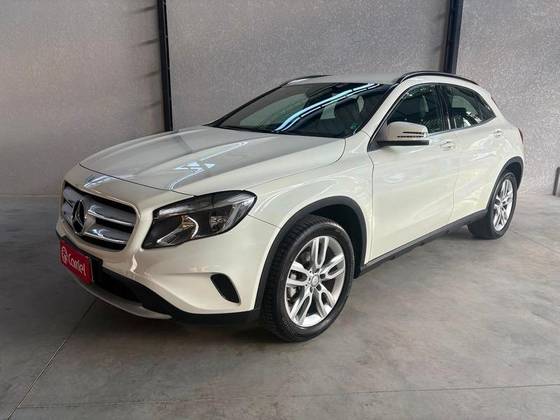 MERCEDES-BENZ GLA 200 1.6 CGI STYLE 16V TURBO FLEX 4P AUTOMÁTICO