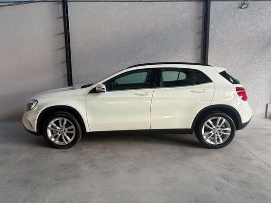 MERCEDES-BENZ-GLA 200-1.6 CGI STYLE 16V TURBO FLEX 4P AUTOMÁTICO MERCEDES-BENZ-GLA 200-2017