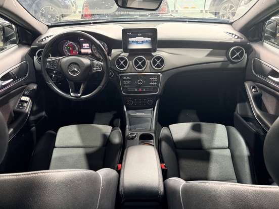 MERCEDES-BENZ-GLA 200-1.6 CGI STYLE 16V TURBO FLEX 4P AUTOMÁTICO MERCEDES-BENZ-GLA 200-2015