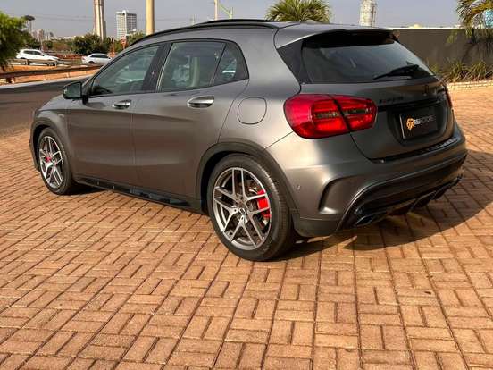 MERCEDES-BENZ-GLA 45 AMG-2.0 16V TURBO GASOLINA 4P AUTOMÁTICO MERCEDES-BENZ-GLA 45 AMG-2015