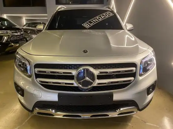 MERCEDES-BENZ-GLB 200-2021