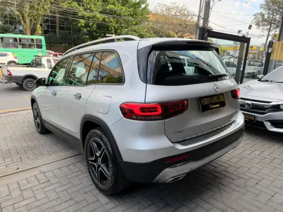 MERCEDES-BENZ-GLB 200-2020