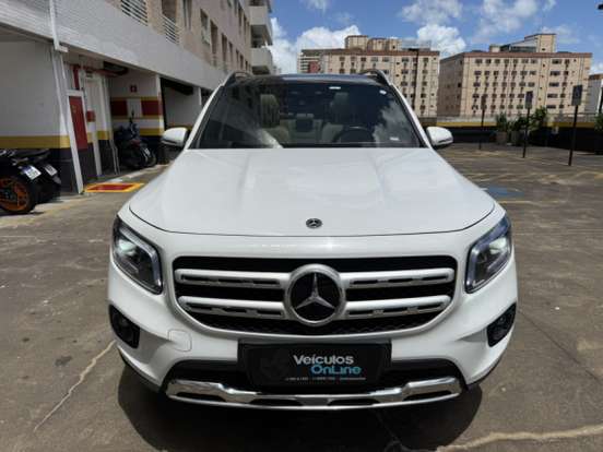 MERCEDES-BENZ-GLB 200-2022