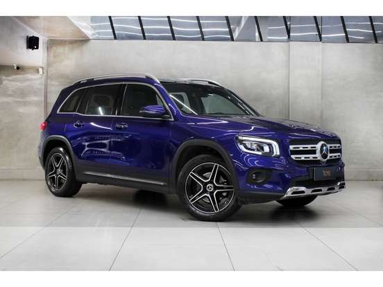 MERCEDES-BENZ-GLB 200-2021