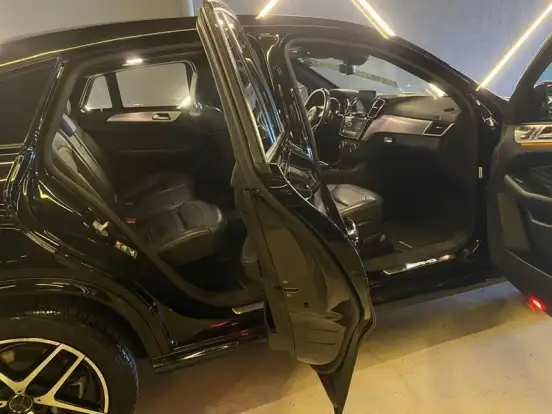 MERCEDES-BENZ-GLE 43 AMG-3.0 V6 GASOLINA COUPÉ 4MATIC 9G-TRONIC MERCEDES-BENZ-GLE 43 AMG-2017