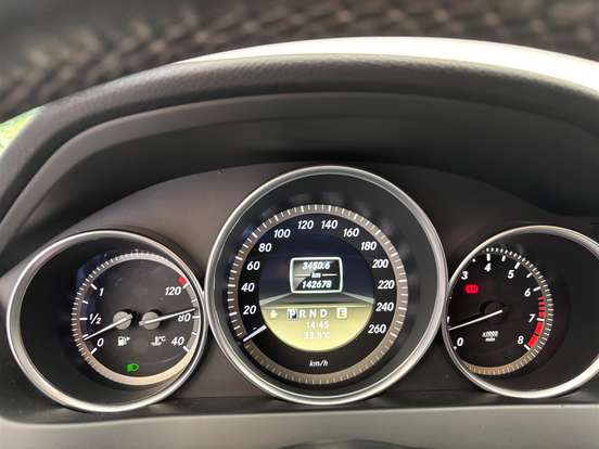 MERCEDES-BENZ-C 180-2012