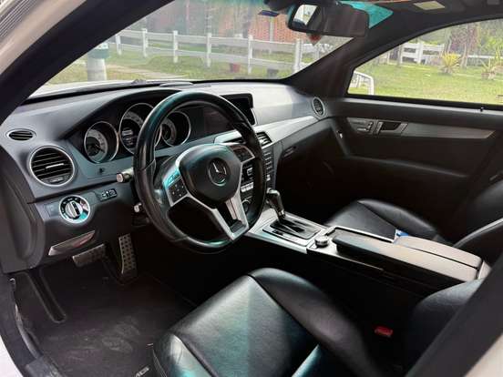 MERCEDES-BENZ-C 250-2012