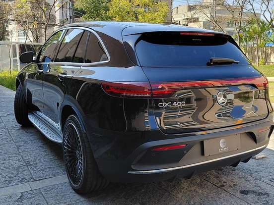 MERCEDES-BENZ-EQC 400-AMG LINE 4MATIC ELÉTRICO MERCEDES-BENZ-EQC 400-2023