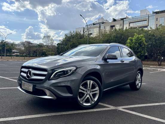 MERCEDES-BENZ-GLA 200-1.6 CGI ADVANCE 16V TURBO FLEX 4P AUTOMÁTICO MERCEDES-BENZ-GLA 200-2016