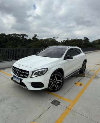 MERCEDES-BENZ-GLA 250-2018