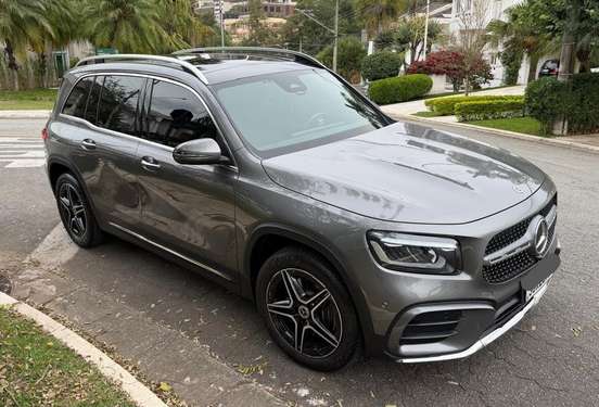 MERCEDES-BENZ-GLB 220-2024