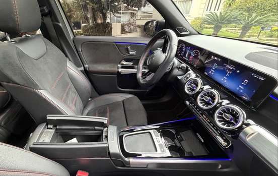 MERCEDES-BENZ-GLB 220-2024