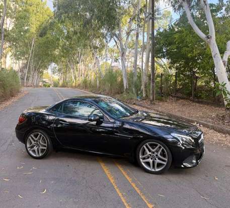 MERCEDES-BENZ-SLC 300-2018