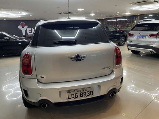 MINI-COUNTRYMAN-2011