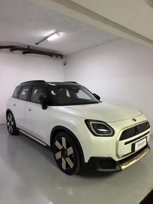 MINI-COUNTRYMAN-2024