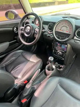 MINI-ONE-2012