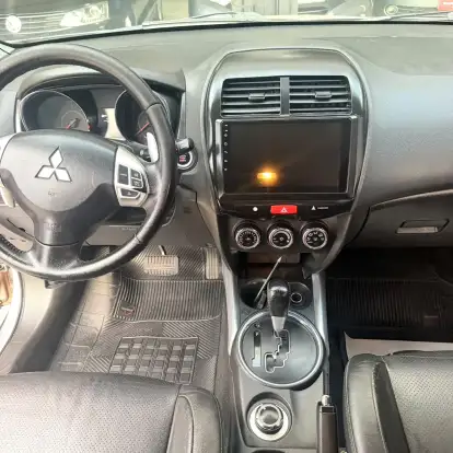 MITSUBISHI-ASX-2012