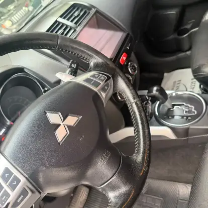 MITSUBISHI-ASX-2012