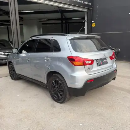 MITSUBISHI-ASX-2012