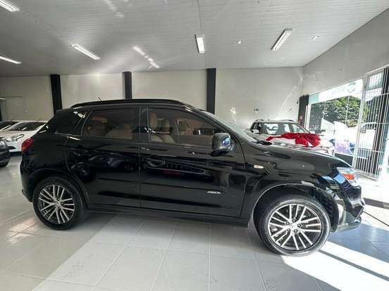 MITSUBISHI-ASX-2017