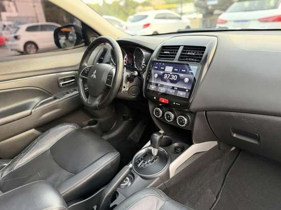 MITSUBISHI-ASX-2015