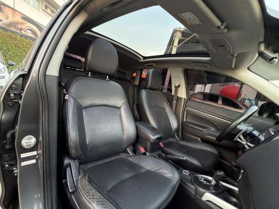 MITSUBISHI-ASX-2015